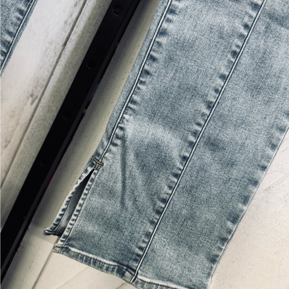 Express Skyscraper Jeans - Picture 2 of 4